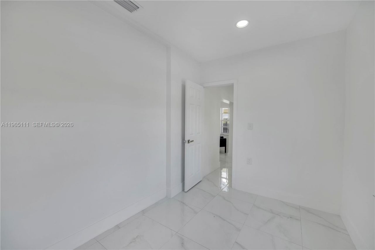 536 NW 25th Ave , Unit A, Miami, FL 33125 Photo
