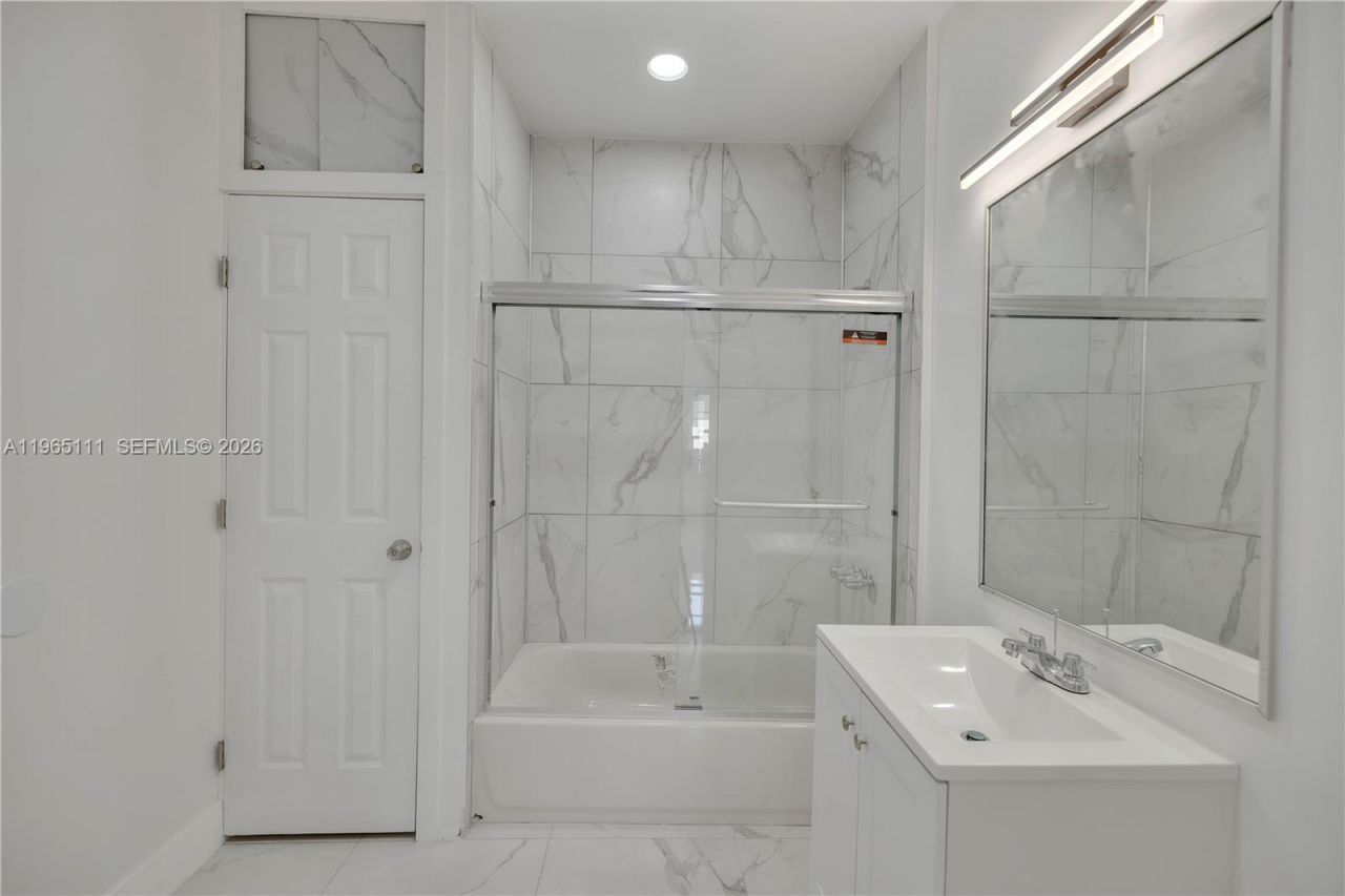 536 NW 25th Ave , Unit A, Miami, FL 33125 Photo