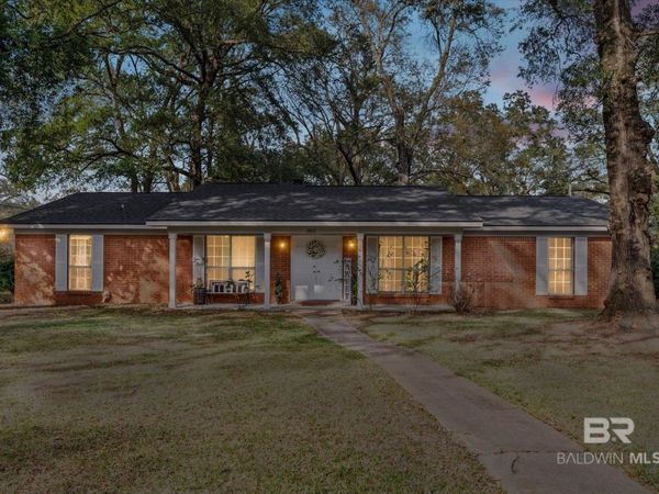 302 Hummingbird Drive, Satsuma, AL 36572