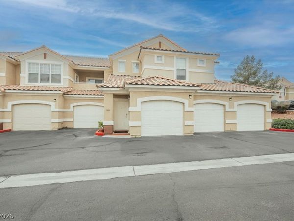 5855 Valley Drive, Unit 2050, North Las Vegas, NV 89031