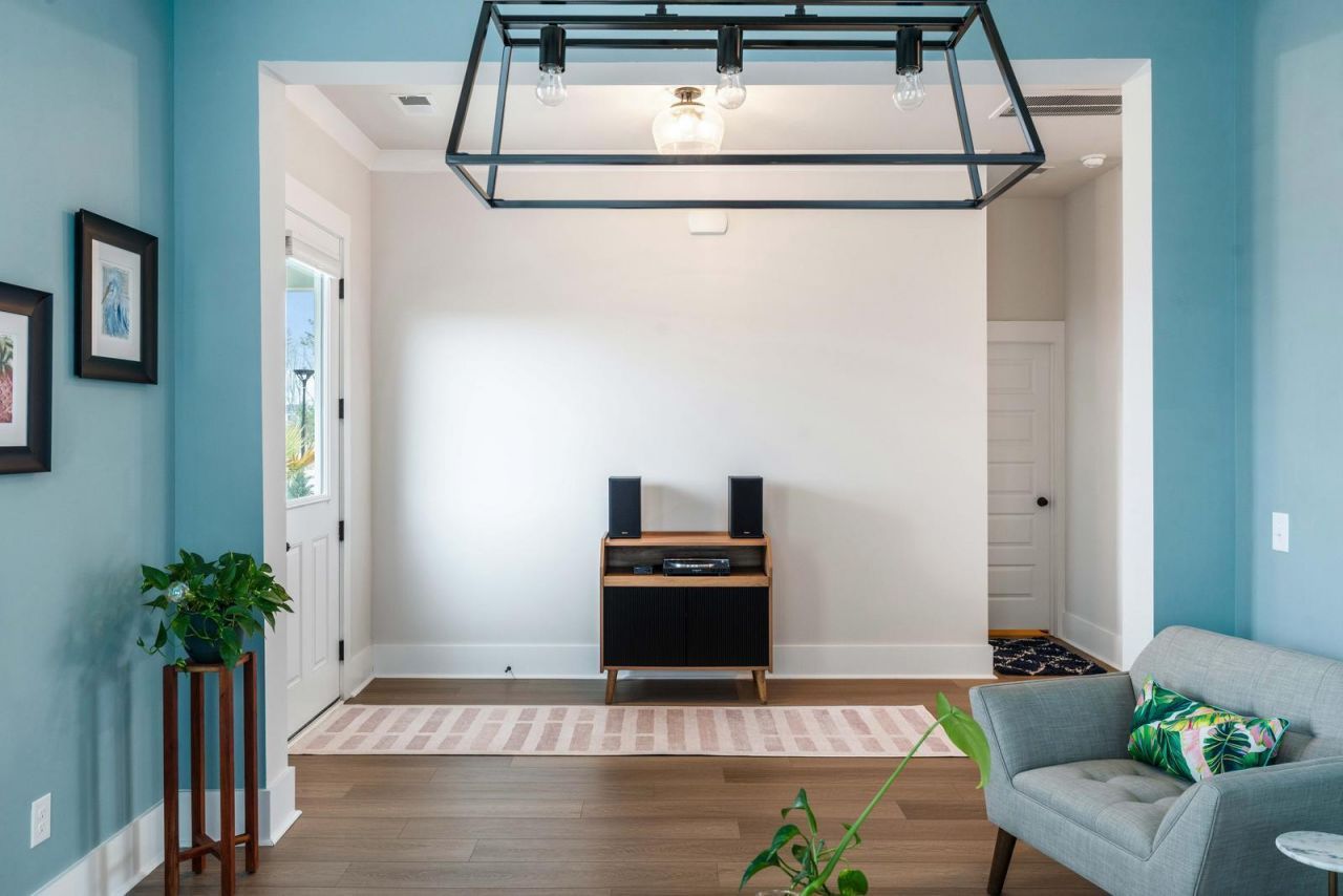 515 Rhythm Street Photo 12