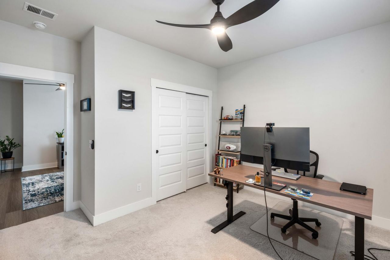 515 Rhythm Street Photo 39