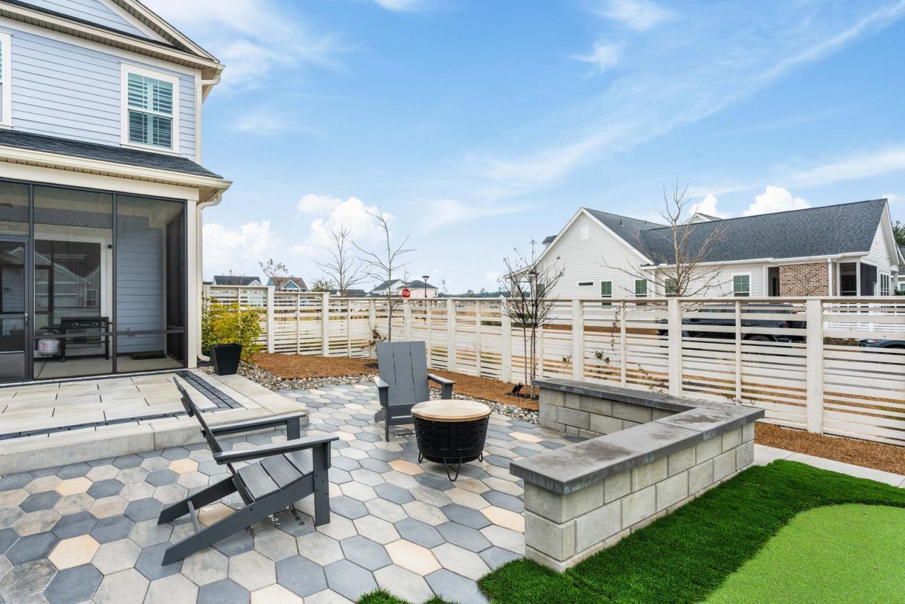 515 Rhythm Street Photo 70