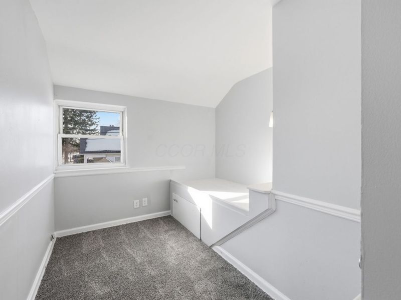 3001 Wicklow Road, Columbus, OH 43204 Photo 13