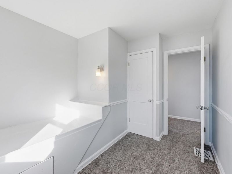 3001 Wicklow Road, Columbus, OH 43204 Photo 14