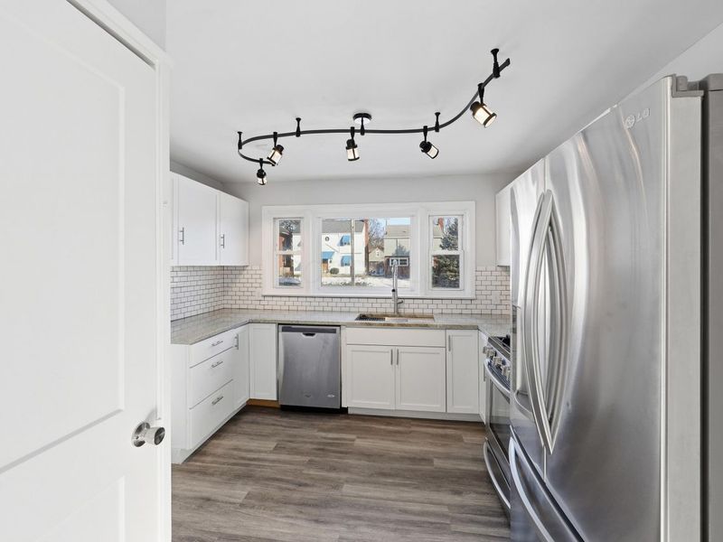 3001 Wicklow Road, Columbus, OH 43204 Photo 9