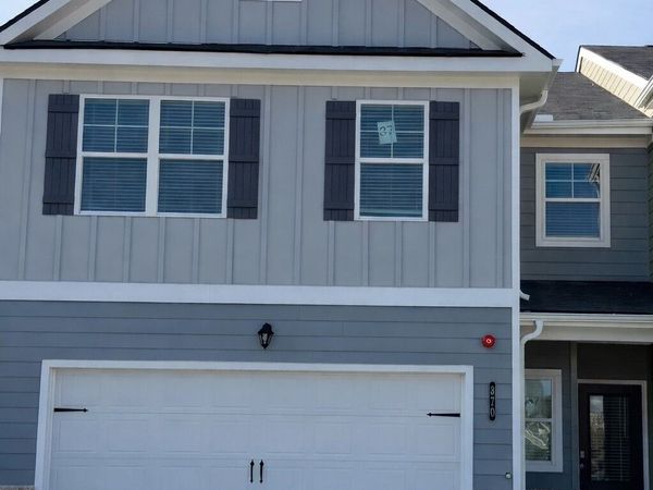 370 Lanier Circle, Woodstock, GA 30189