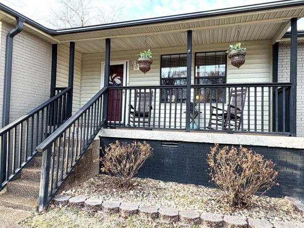 2529 McGinnis Dr, Nashville, TN 37216