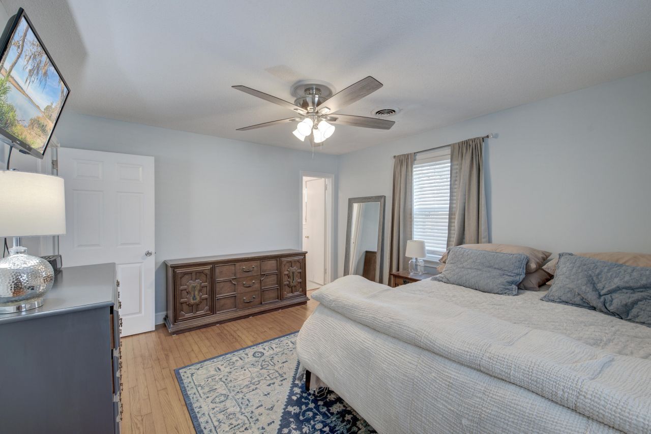 615 Wantoot Boulevard Photo 17