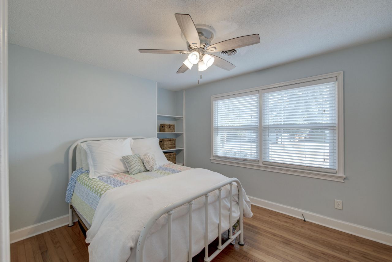 615 Wantoot Boulevard Photo 22