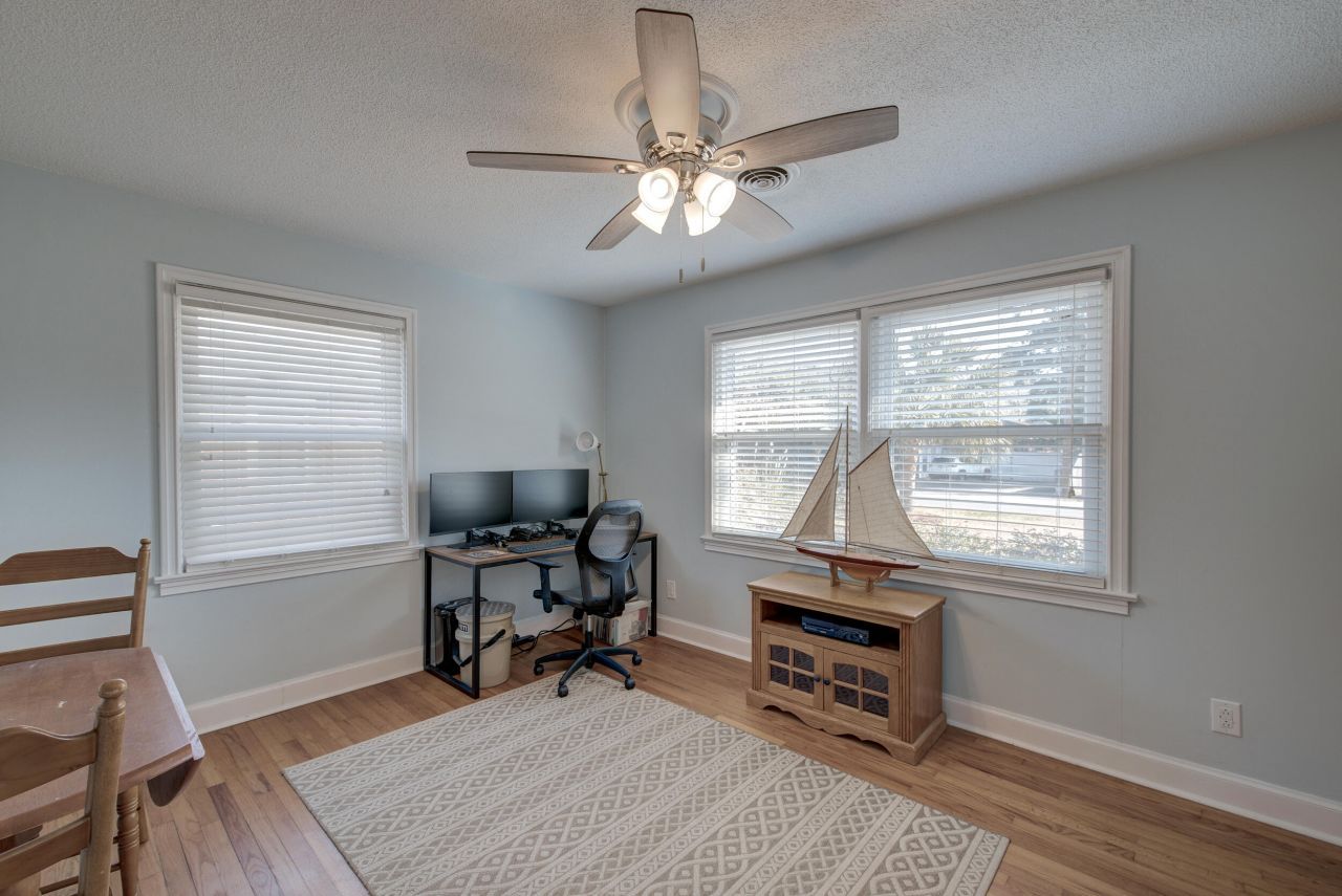 615 Wantoot Boulevard Photo 27