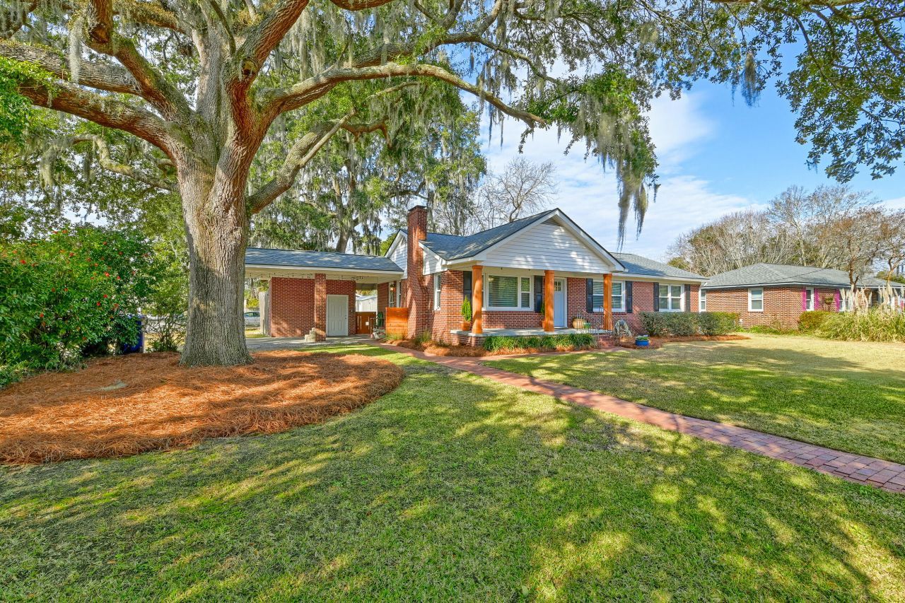 615 Wantoot Boulevard Photo 41