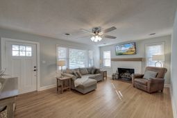 615 Wantoot Boulevard photo 4