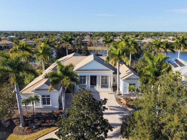 7921 WATERTON LANE, LAKEWOOD RANCH, FL 34202