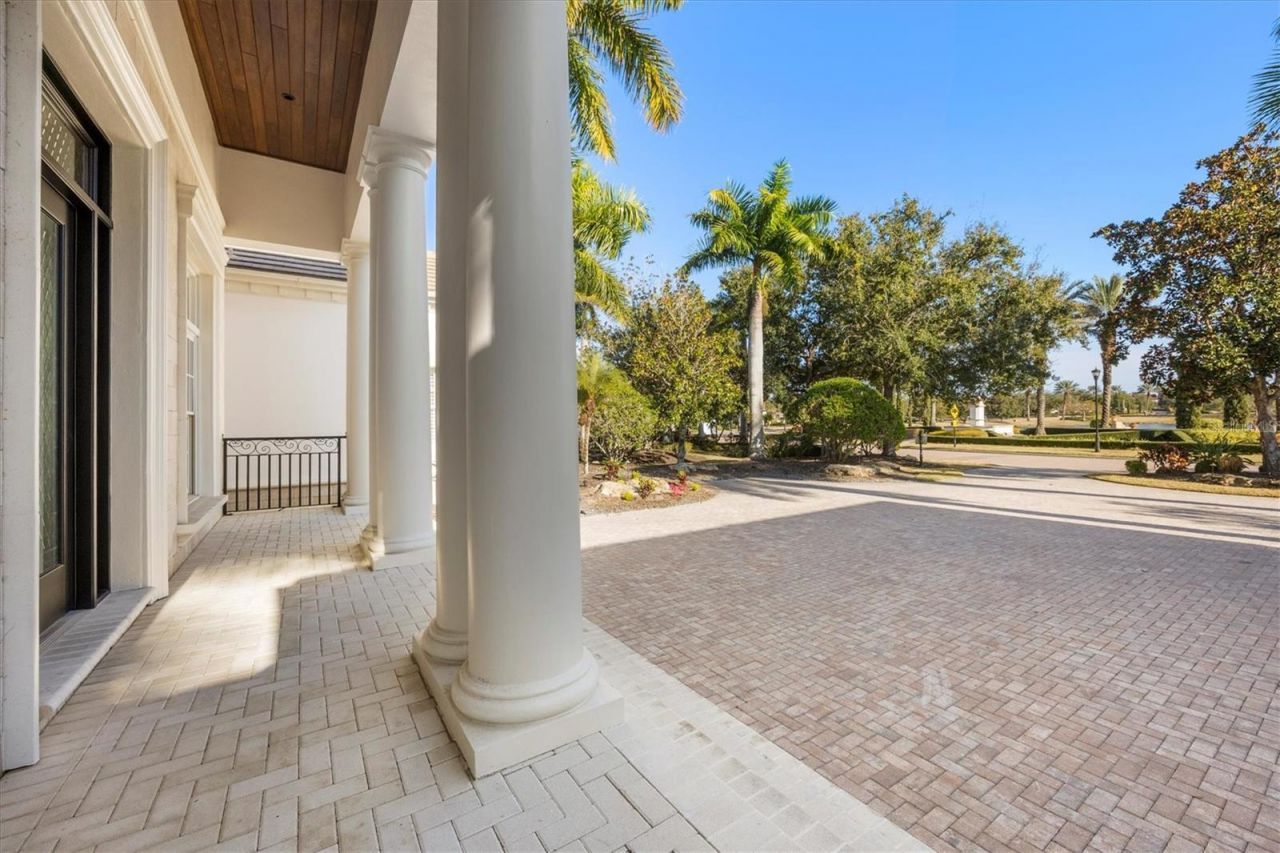 7921 Waterton Lane, Lakewood Ranch, FL 34202 Photo