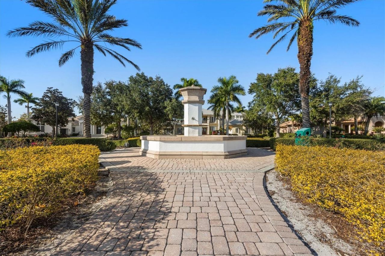 7921 Waterton Lane, Lakewood Ranch, FL 34202 Photo