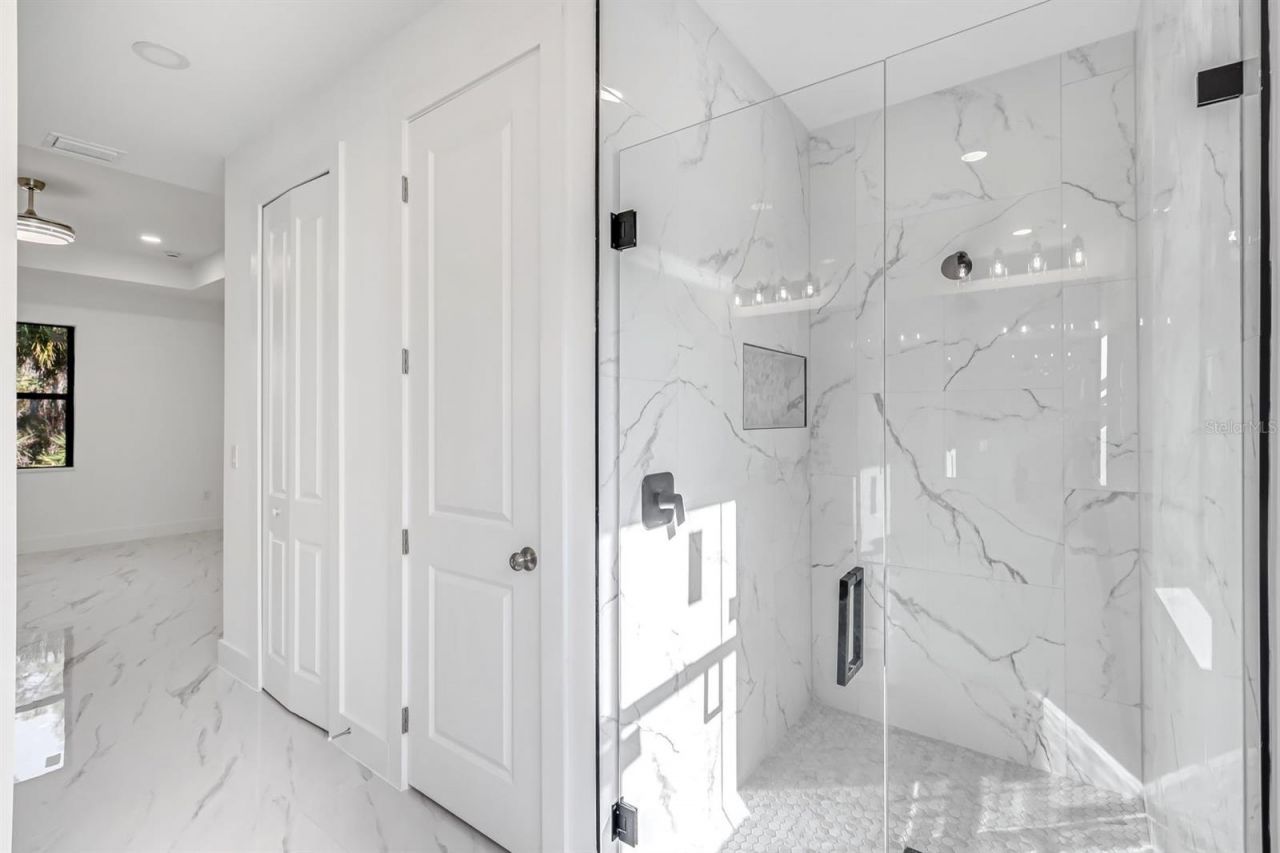 2113 Grayson Avenue, Alva, FL 33920 Photo