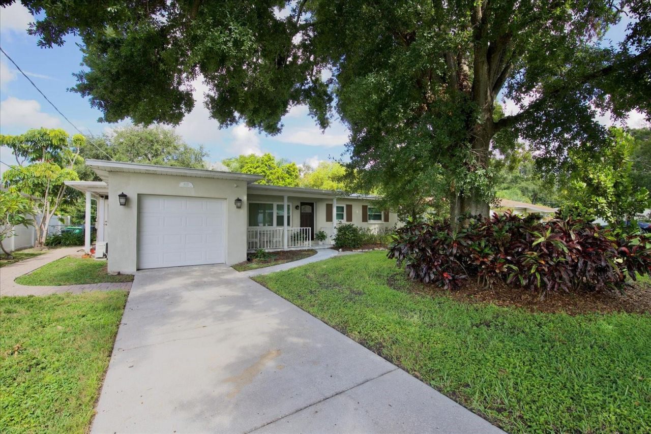 4321 S Thatcher Avenue, Tampa, FL 33611 Main Photo