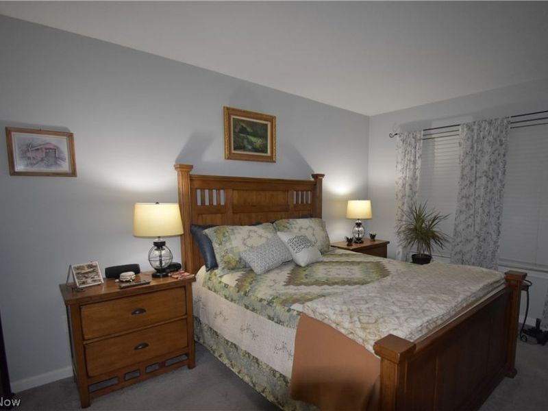 23004 Chandlers Lane, Unit 4-344, Olmsted Falls, OH 44138 Photo 17