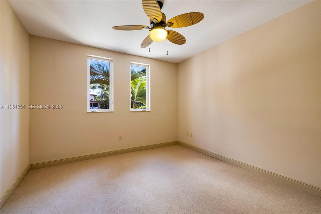 129 Gavilan Ave , Coral Gables, FL 33143 Photo