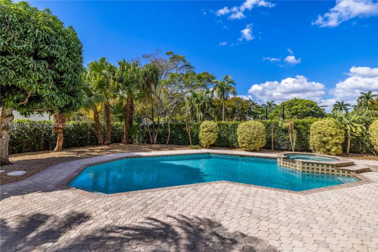 129 Gavilan Ave , Coral Gables, FL 33143 Photo