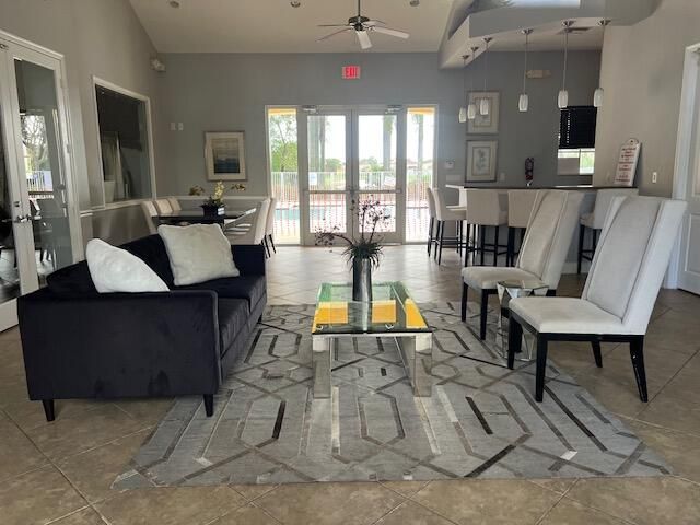 5845 Gypsum Place, West Palm Beach, FL 33413 Photo