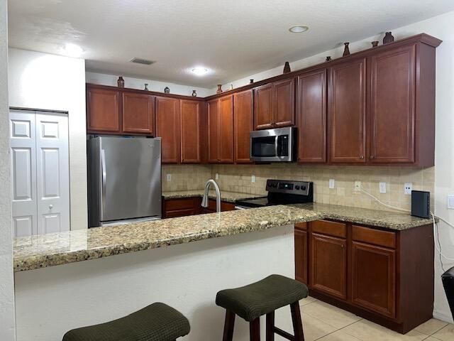 5845 Gypsum Place, West Palm Beach, FL 33413 Photo