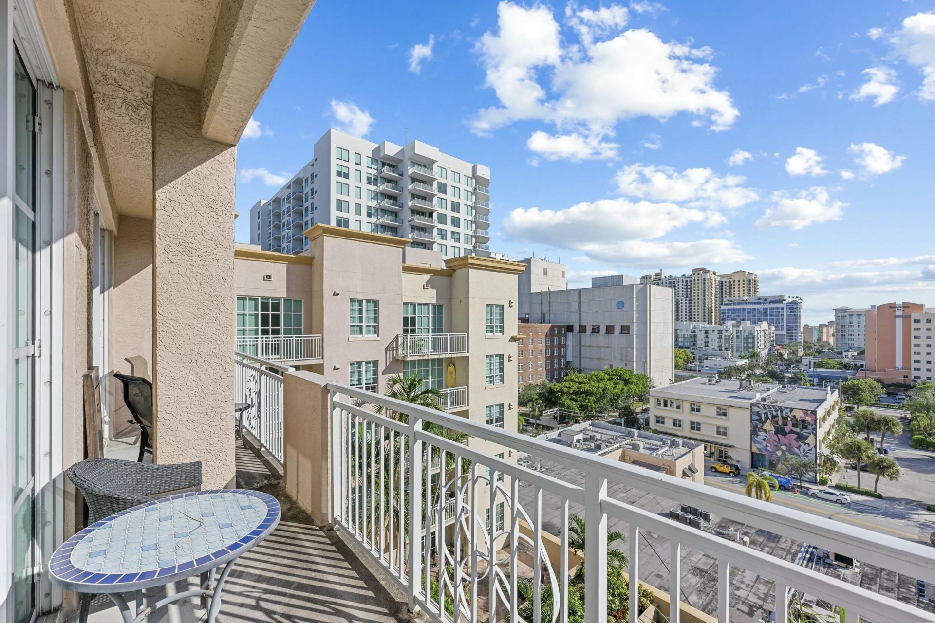 410 Evernia Street, Unit 807, West Palm Beach, FL 33401 Photo