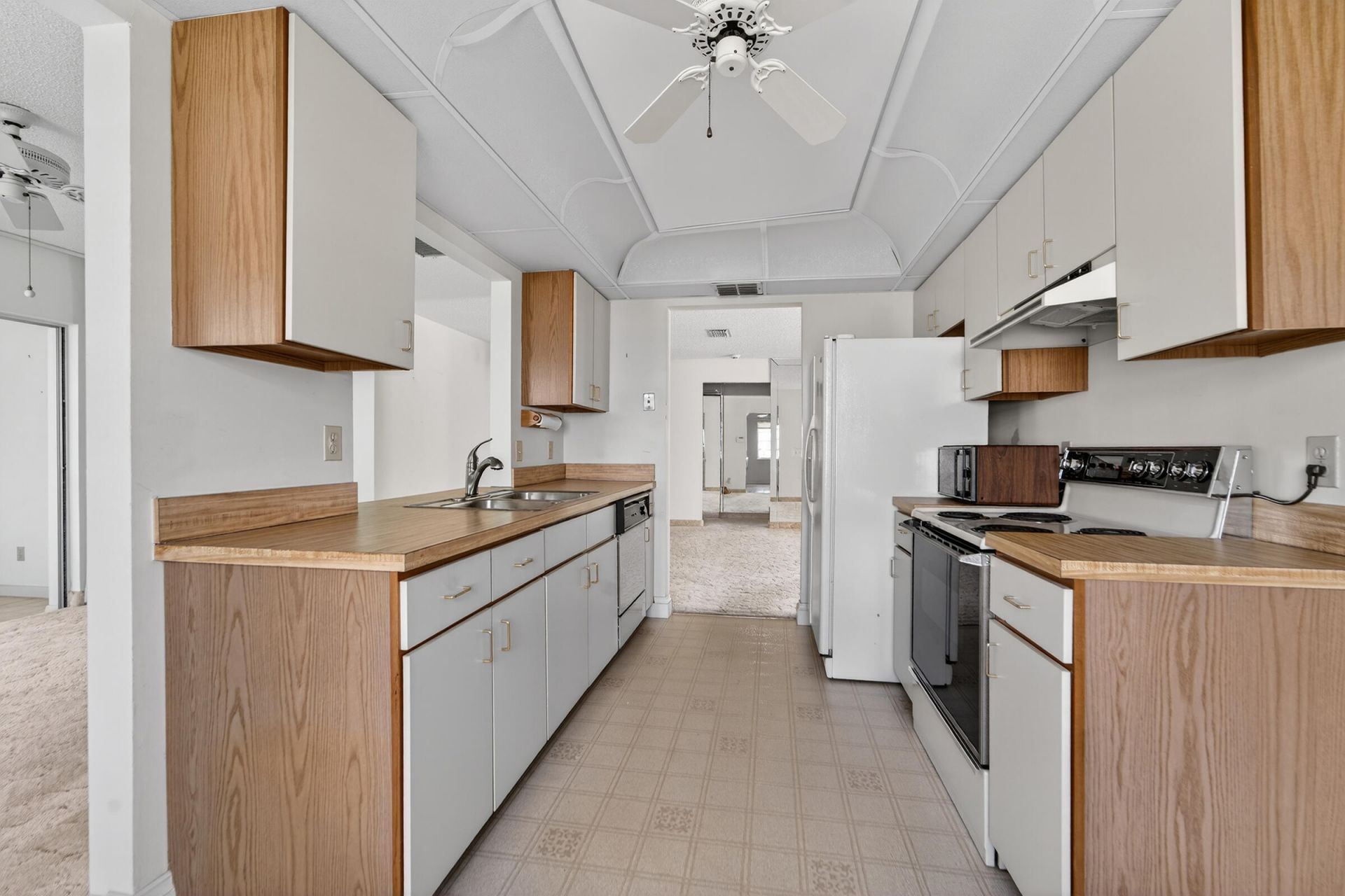 2201 SW 22nd Way, Boynton Beach, FL 33426 Photo