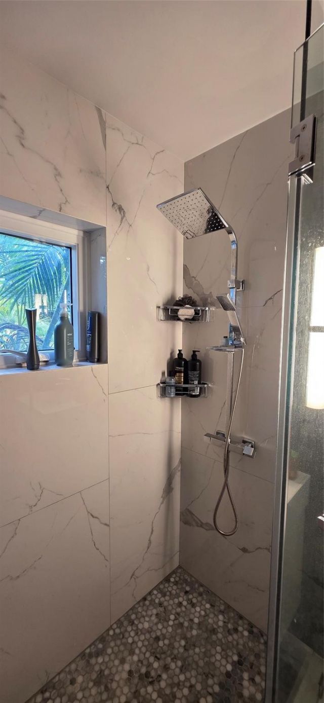 2500 S Miami Avenue, Miami, FL 33129 Photo