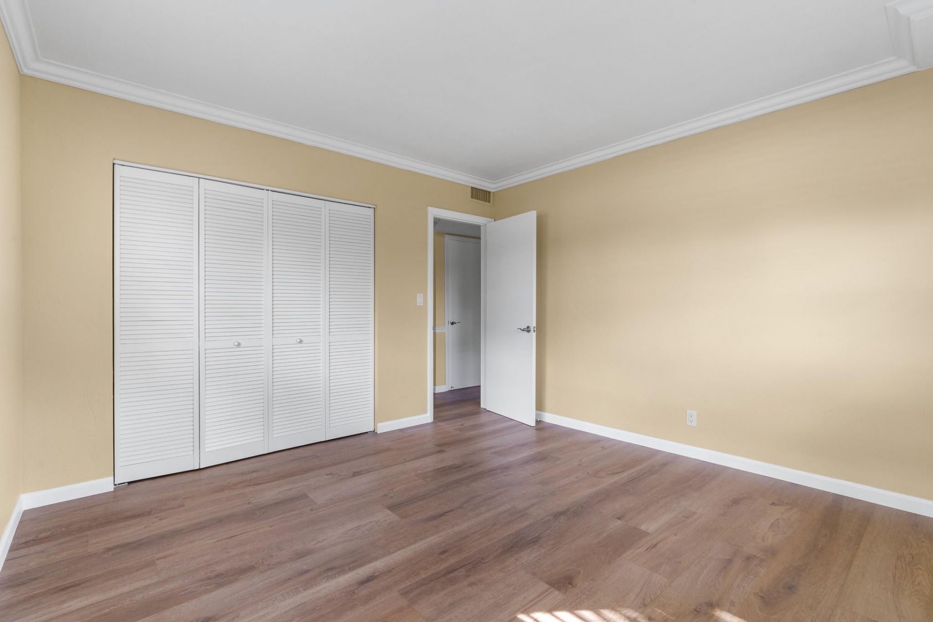 2015 NE 32nd Court, Unit 25, Pompano Beach, FL 33064 Photo