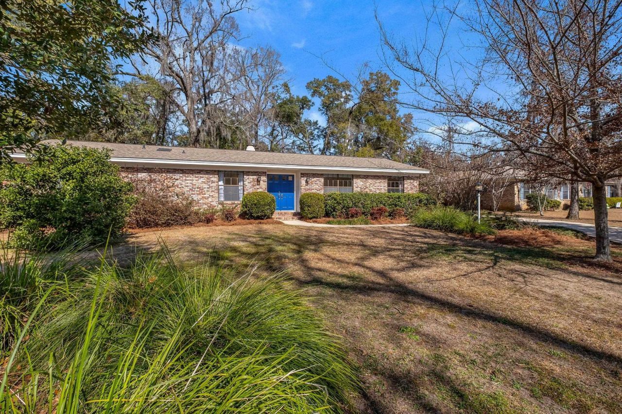 2288 Hampshire Way, Tallahassee, FL 32309 Main Photo