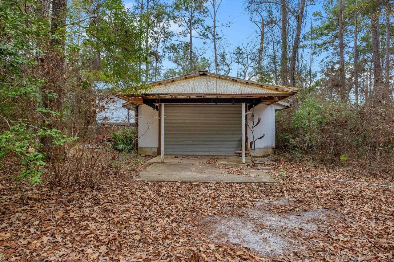 32 Lainey Lane, Crawfordville, FL 32327 Photo