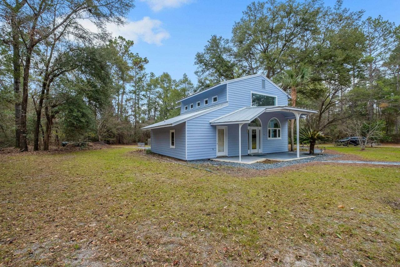 32 Lainey Lane, Crawfordville, FL 32327 Photo