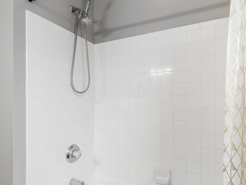 5765 Westbank Drive, Galloway, OH 43119 Photo 26