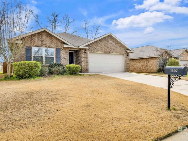 1607 Abbey Loop, Foley, AL 36535