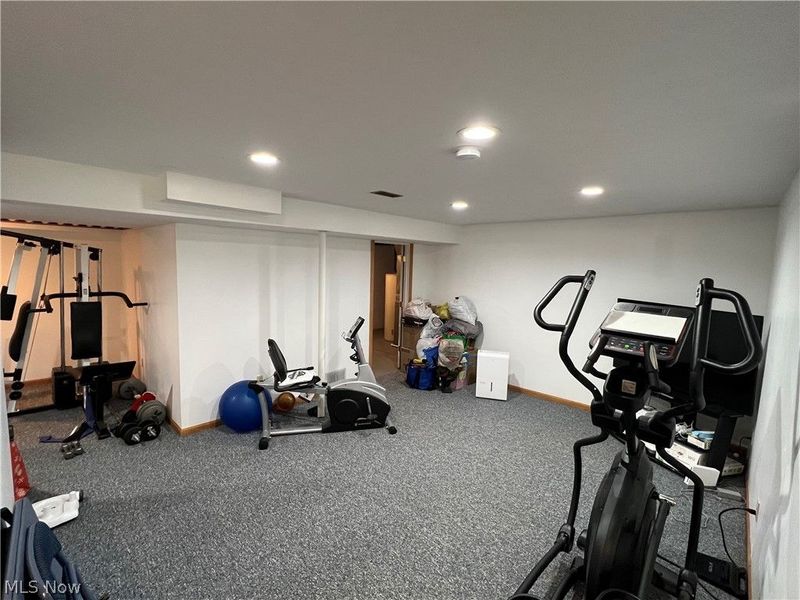 2757 Candace Court, Uniontown, OH 44685 Photo 30