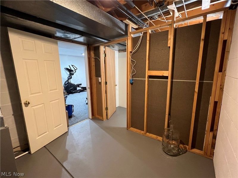 2757 Candace Court, Uniontown, OH 44685 Photo 34