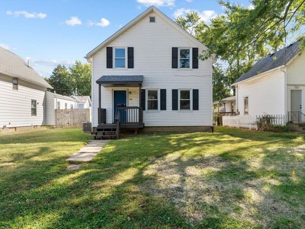 1186 24th Street, Moline, IL 61265