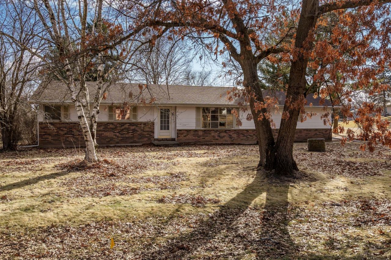 8699 Glacier Drive, Byron, IL 61010 Main Photo