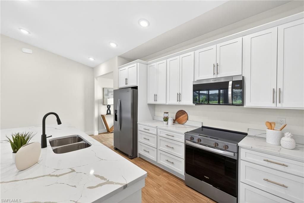 1423 SW 1st Ter, Cape Coral, FL 33991 Photo