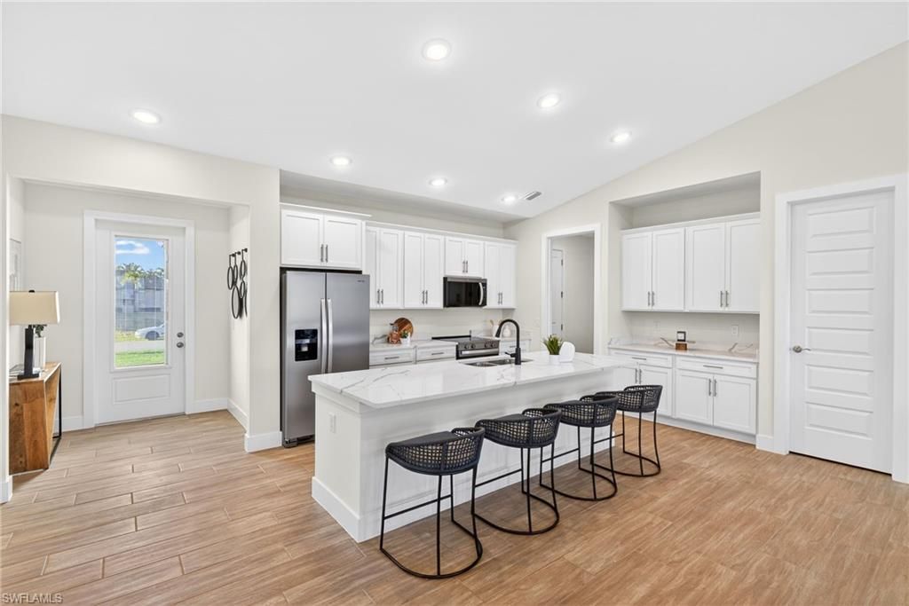 1423 SW 1st Ter, Cape Coral, FL 33991 Photo