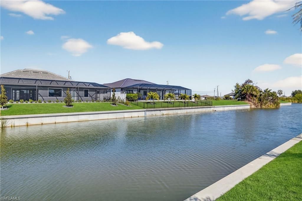 1423 SW 1st Ter, Cape Coral, FL 33991 Photo