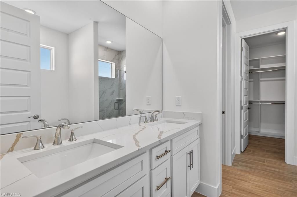 1423 SW 1st Ter, Cape Coral, FL 33991 Photo