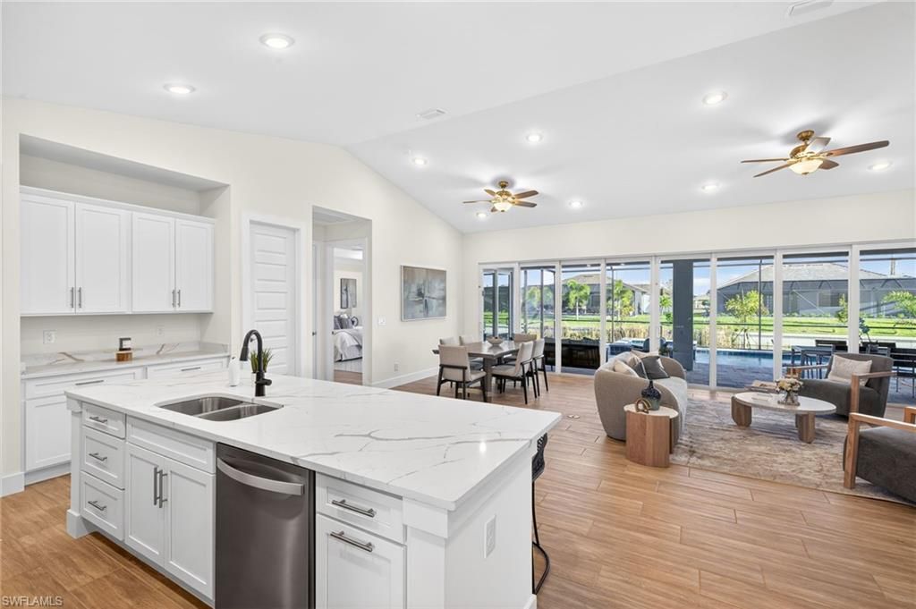 1423 SW 1st Ter, Cape Coral, FL 33991 Photo