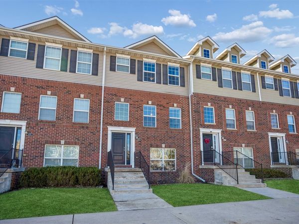 6883 Jack London Drive, Johnston, IA 50131