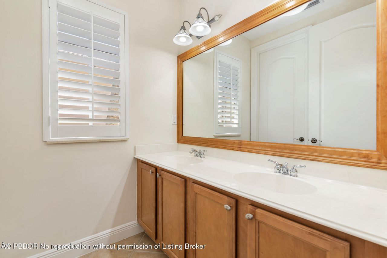 957 Mill Creek Drive, Palm Beach Gardens, FL 33410 Photo