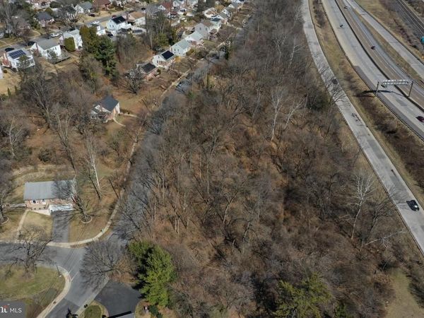 2 E PARK ROAD, WYOMISSING, PA 19609