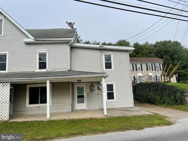 210 PARK , QUARRYVILLE, PA 17566