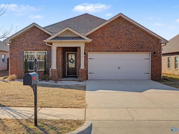 126 Shrewsberry Drive, New Market, AL 35761